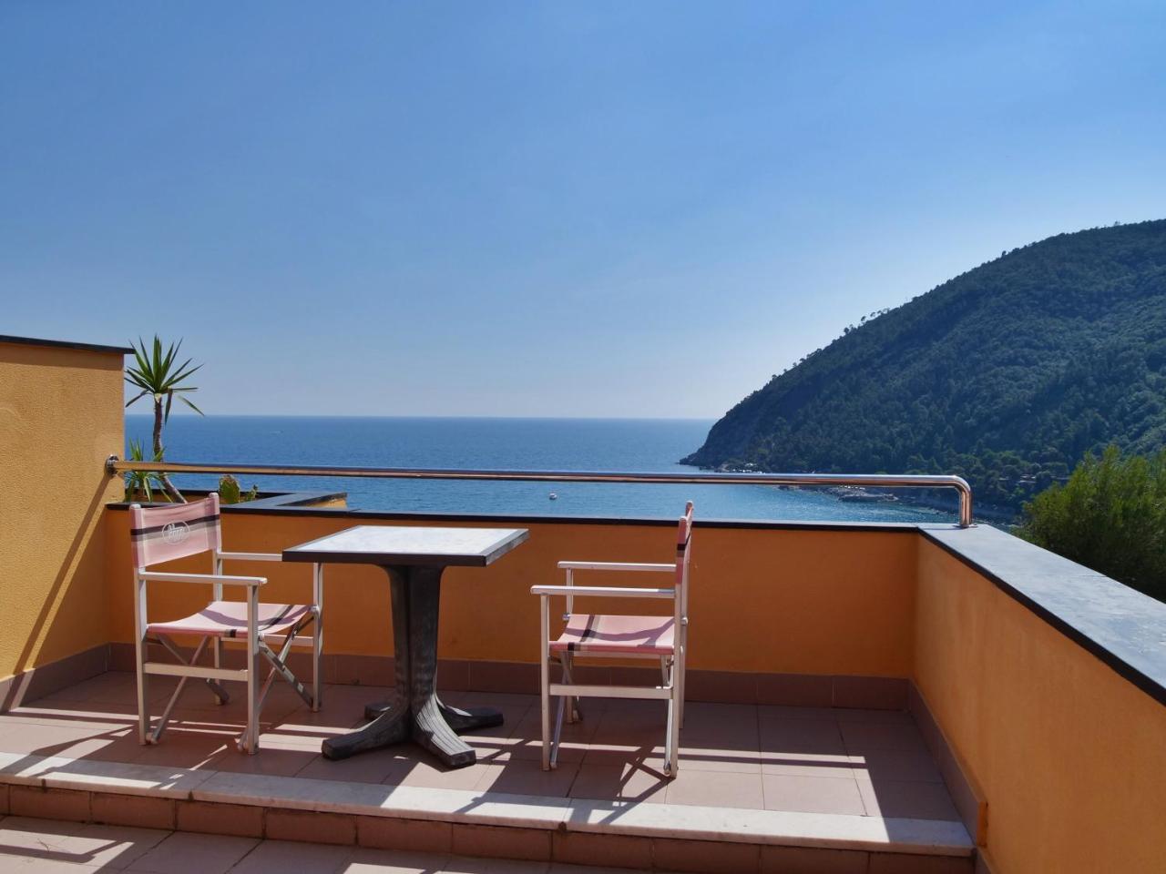 Mondial Hotel 3*